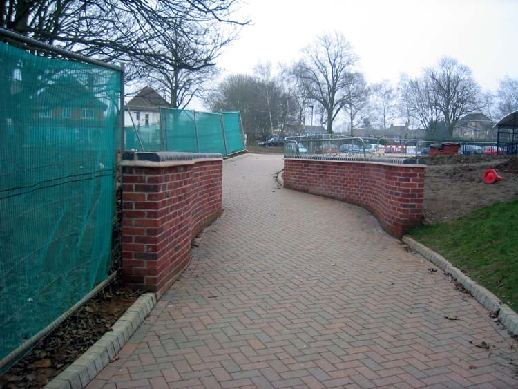 Uc Dec04 11